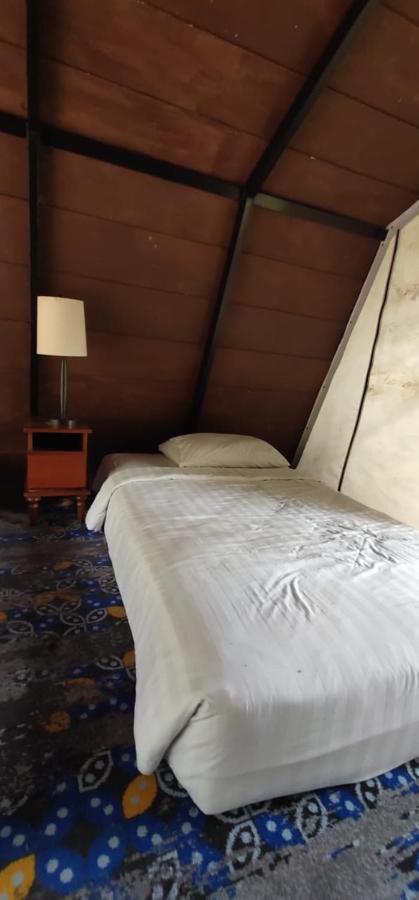 Seribu Batu Songgo Langit Resort & Camp Bantul Exterior photo