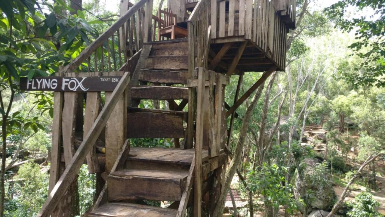 Seribu Batu Songgo Langit Resort & Camp Bantul Exterior photo