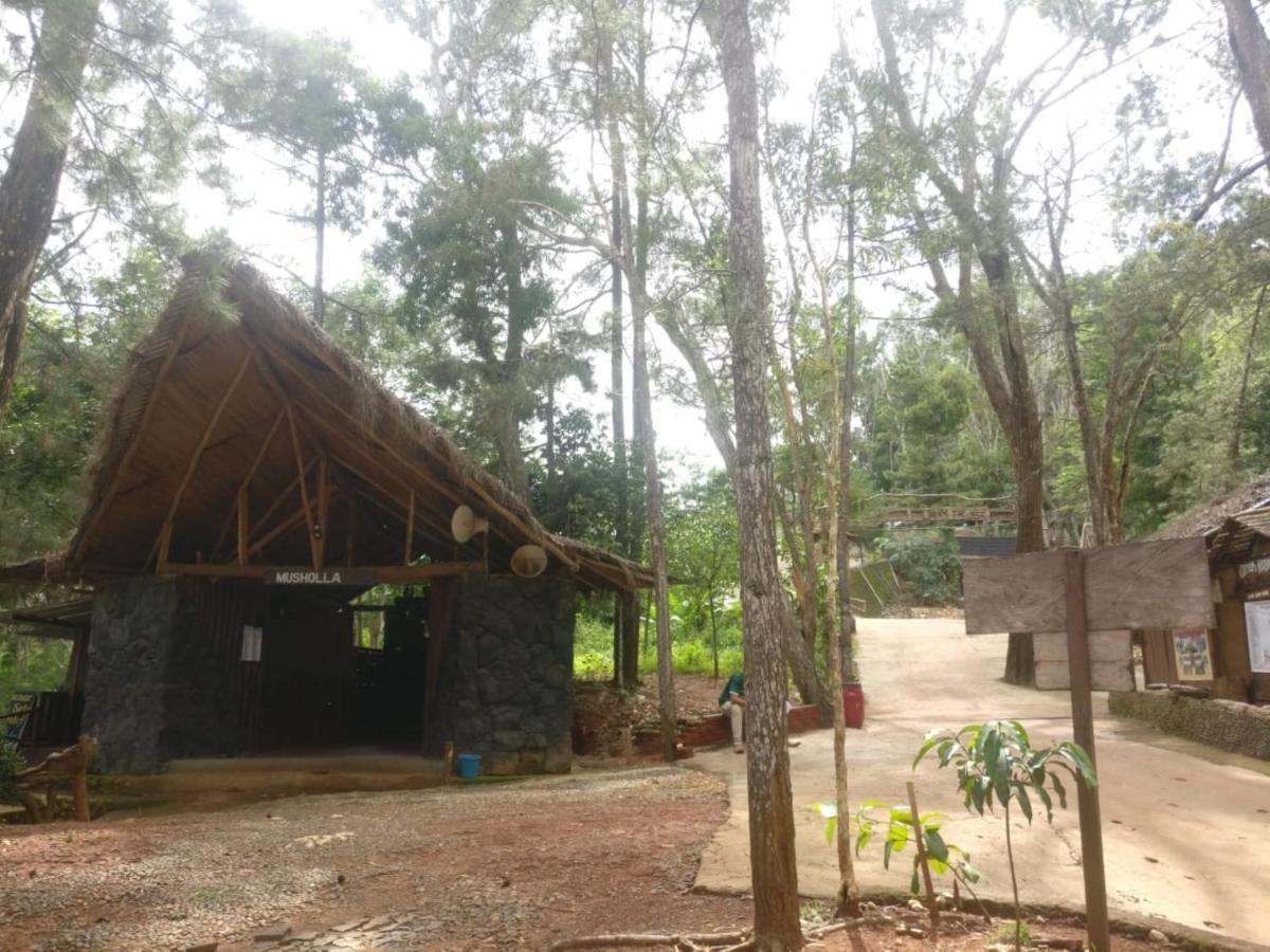 Seribu Batu Songgo Langit Resort & Camp Bantul Exterior photo
