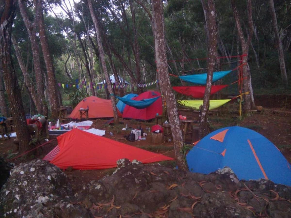 Seribu Batu Songgo Langit Resort & Camp Bantul Exterior photo